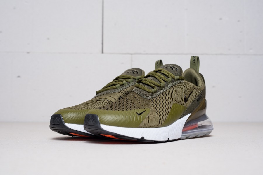 Кроссовки Nike Air Max 270