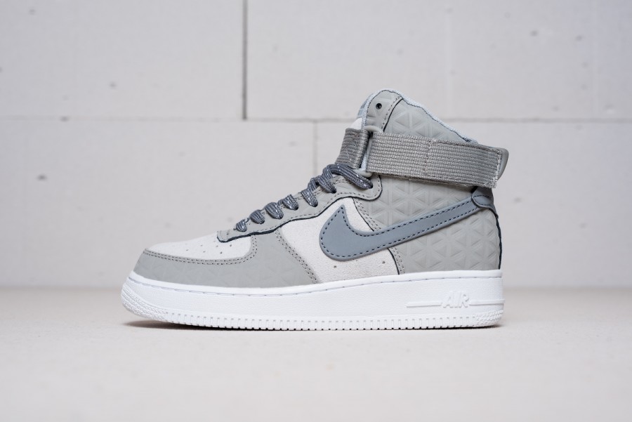 Кроссовки Nike Air Force 1