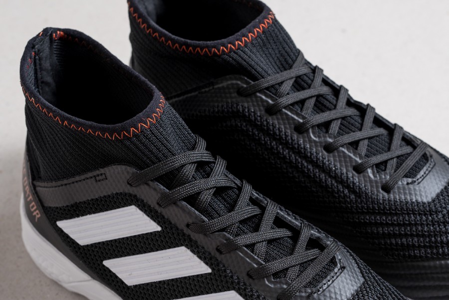 Футбольная обувь Adidas Predator Tango 18.3 TF