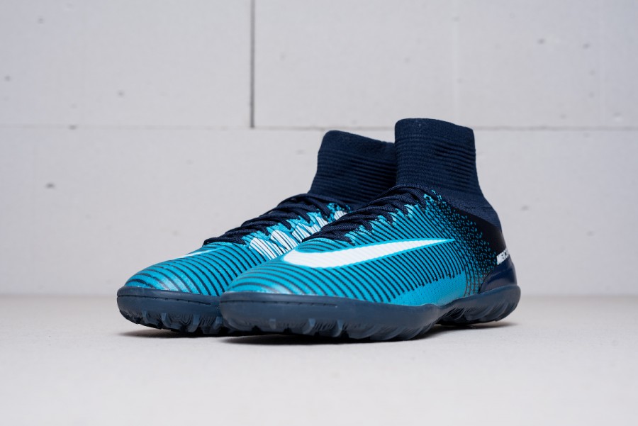 Футбольная обувь Nike MercurialX Proximo II TF