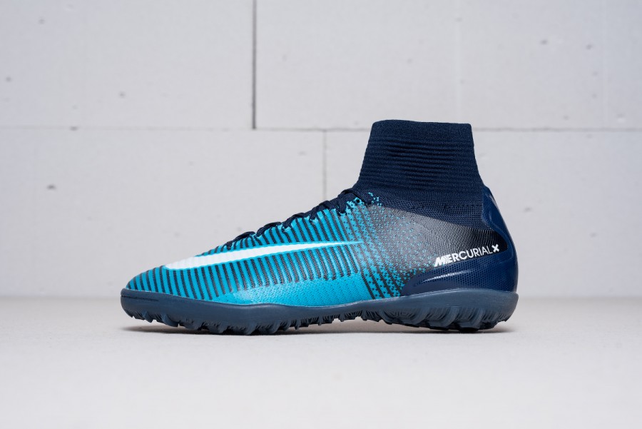 Футбольная обувь Nike MercurialX Proximo II TF
