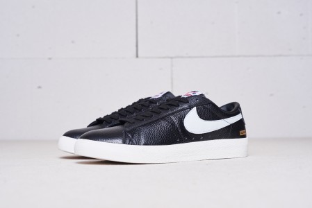 Кроссовки Nike SB Blazer Low GT x Supreme