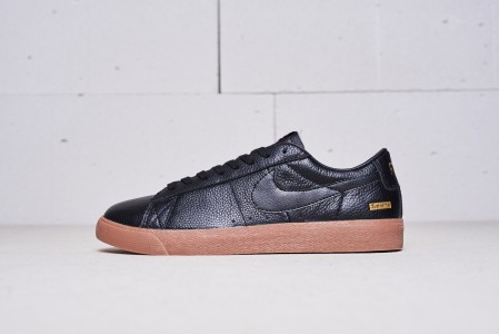 Кроссовки Nike SB Blazer Low GT x Supreme