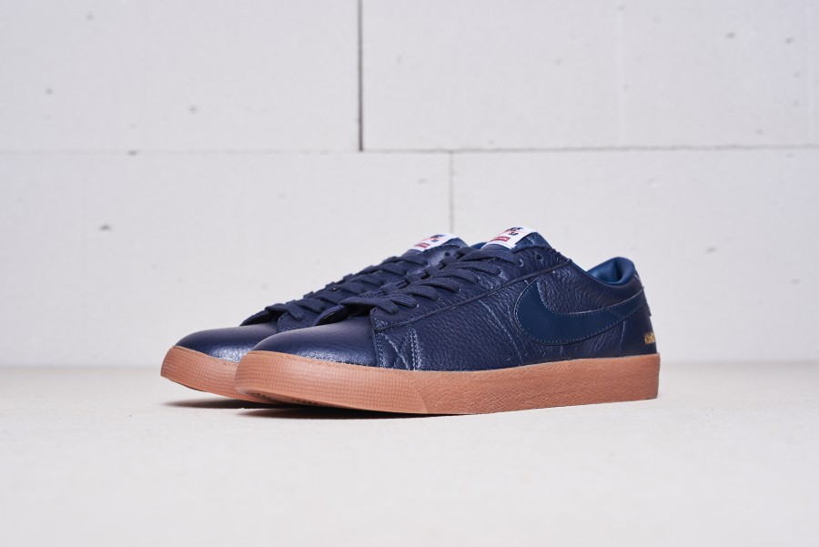 Кроссовки Nike SB Blazer Low GT x Supreme