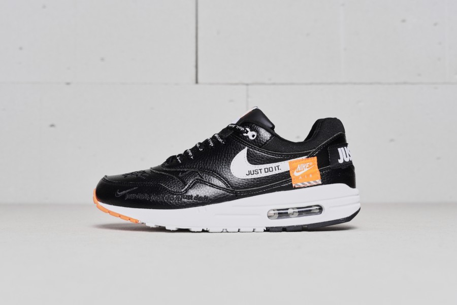 Кроссовки Nike Air Max 1 Just Do It
