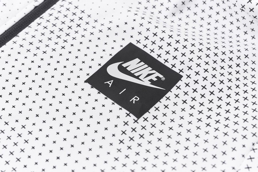 Толстовка Nike