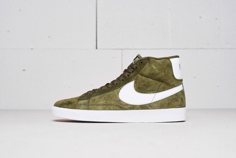 Кроссовки Nike Blazer Mid