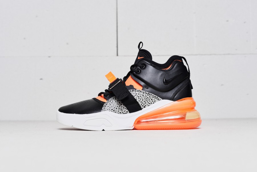 Кроссовки Nike Air Force 270