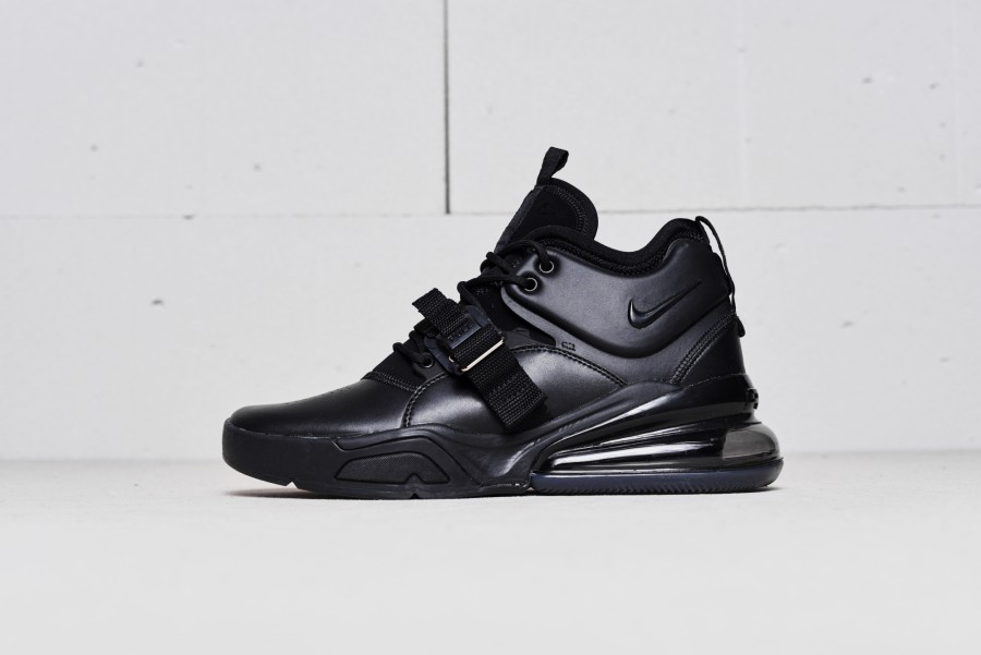 Кроссовки Nike Air Force 270