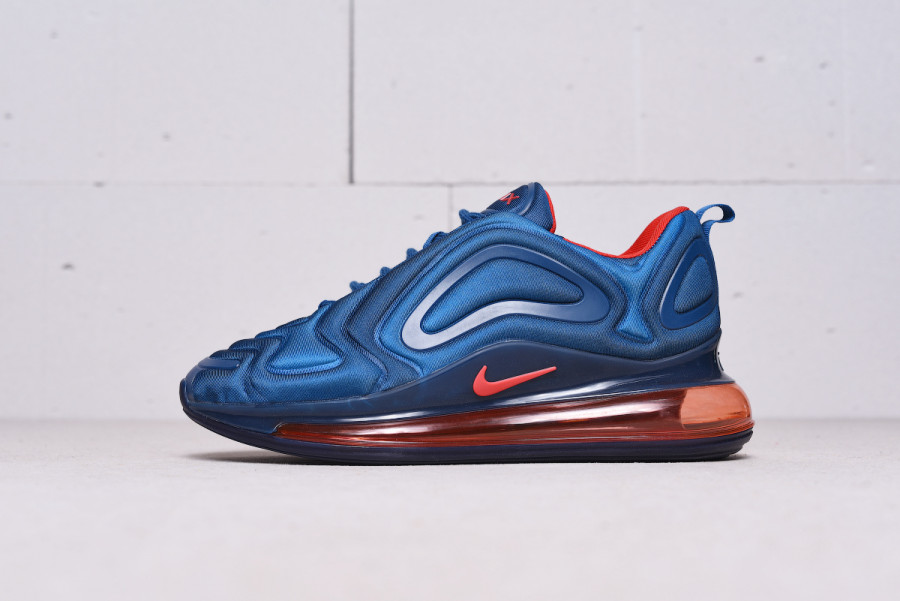 Кроссовки Nike Air Max 720