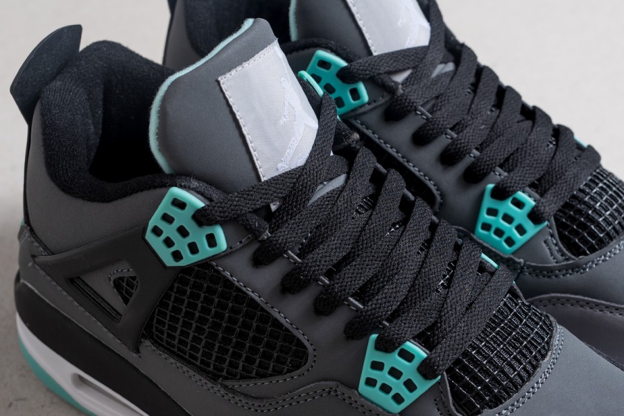 Кроссовки Air Jordan 4 Retro
