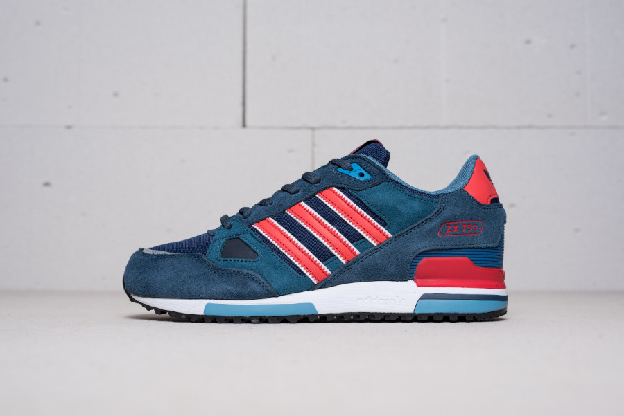 Кроссовки Adidas ZX 750