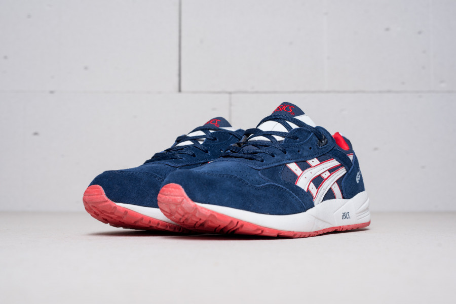 Кроссовки Asics Gel Saga