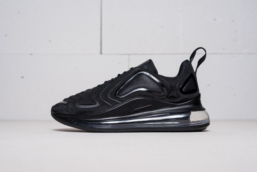 Кроссовки Nike Air Max 720