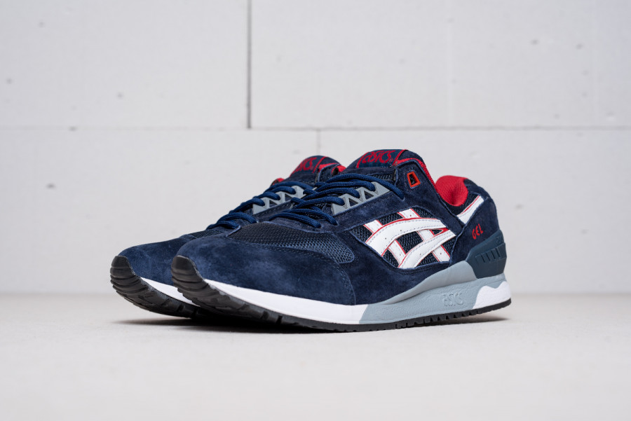 Кроссовки Asics Gel Respector