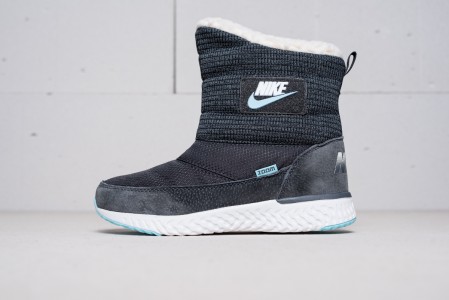 Сапоги Nike
