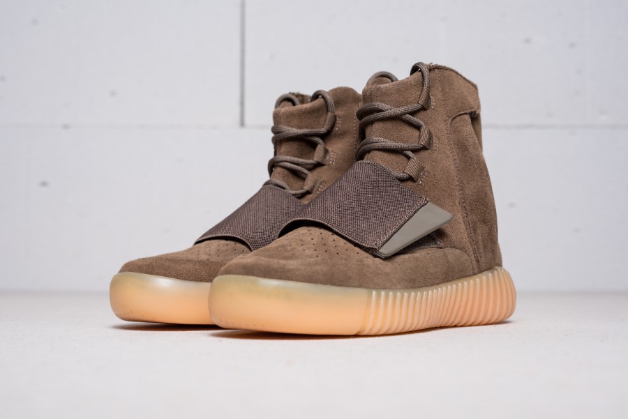 Кроссовки Adidas Yeezy 750 Boost