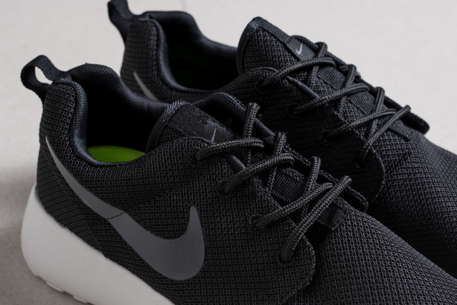 Кроссовки Nike Roshe Run