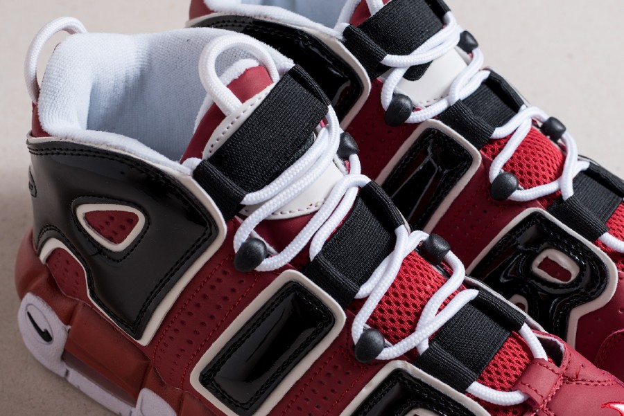 Кроссовки Nike Air More Uptempo