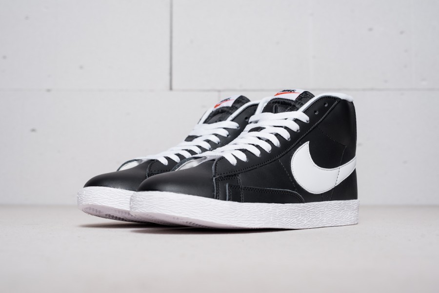Кроссовки Nike Blazer Mid