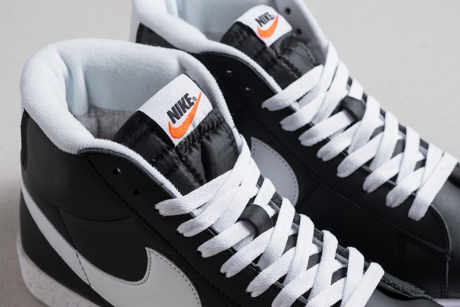 Кроссовки Nike Blazer Mid