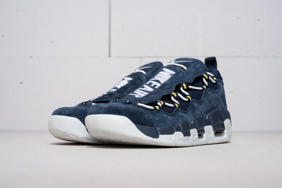Кроссовки Nike Air More Money