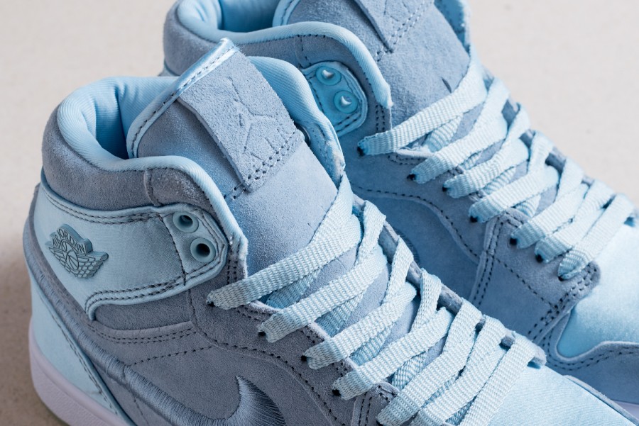 Кроссовки Air Jordan 1