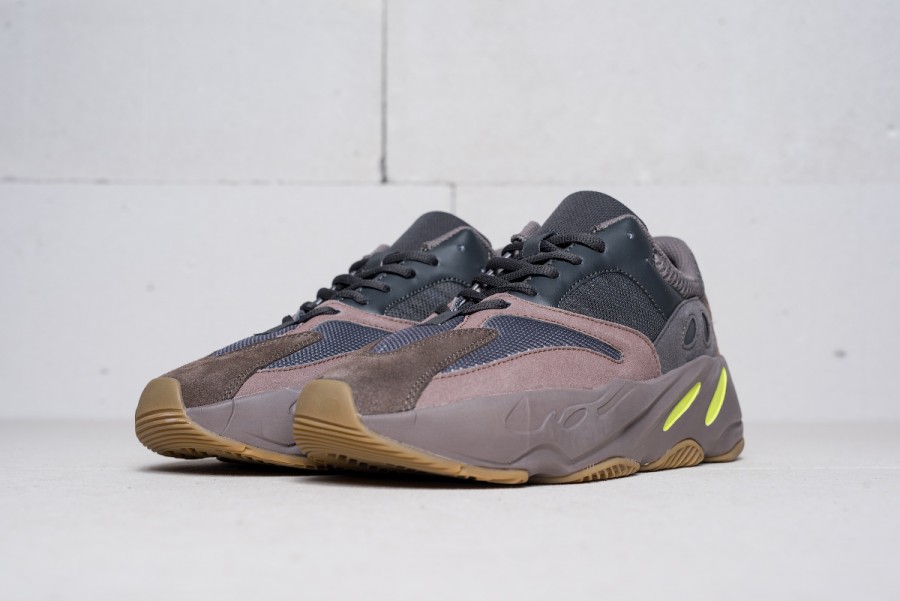 Кроссовки Adidas Yeezy Wave Runner 700