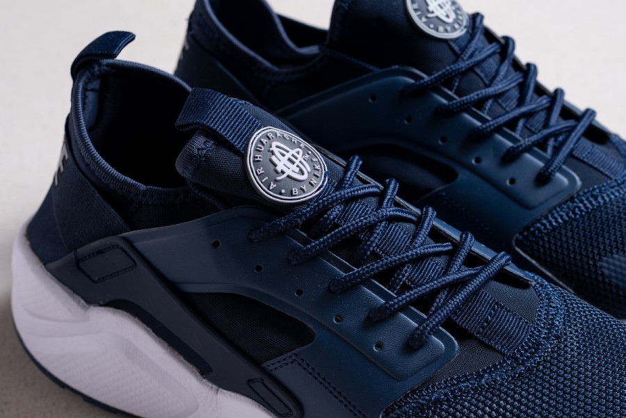 Кроссовки Nike Air Huarache Run Ultra