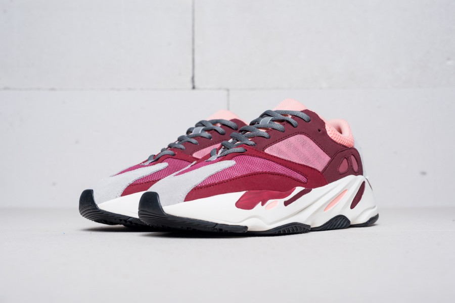 Кроссовки Adidas Yeezy Wave Runner 700