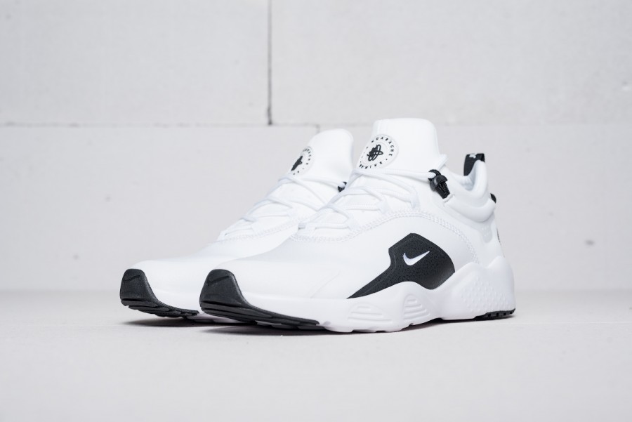 Кроссовки Nike Air Huarache City Move