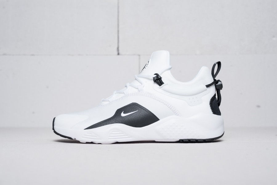 Кроссовки Nike Air Huarache City Move