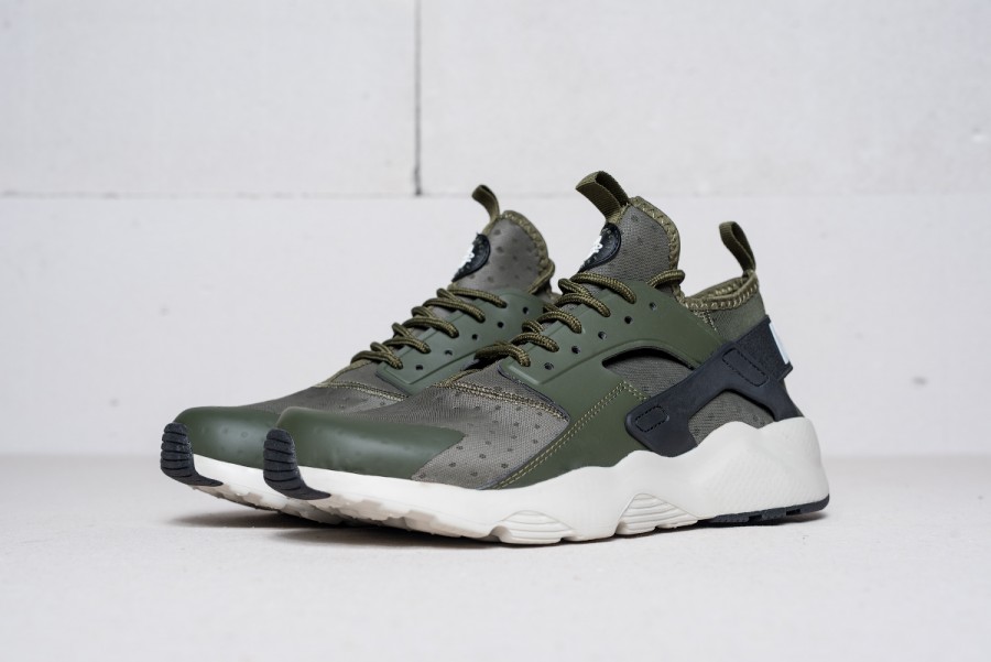 Кроссовки Nike Air Huarache Run Ultra