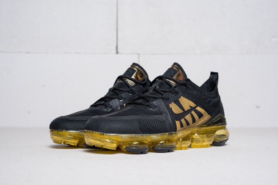 Кроссовки Nike Air VaporMax 2019