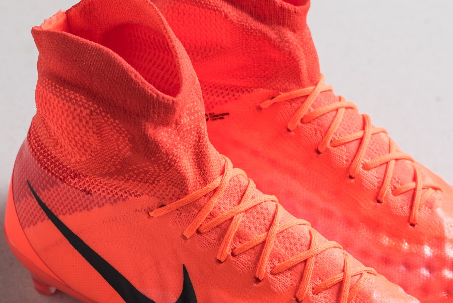 Футбольная обувь Nike Magista Obra II FG