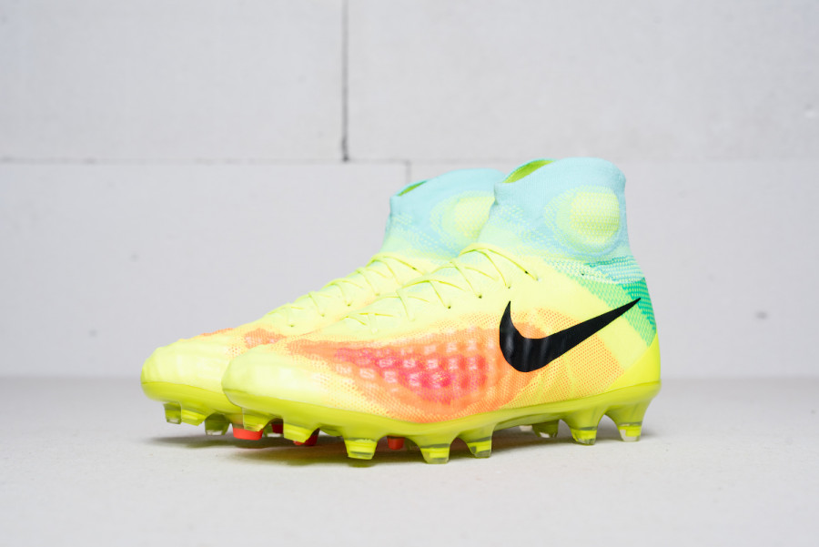 Футбольная обувь Nike Magista Obra II FG