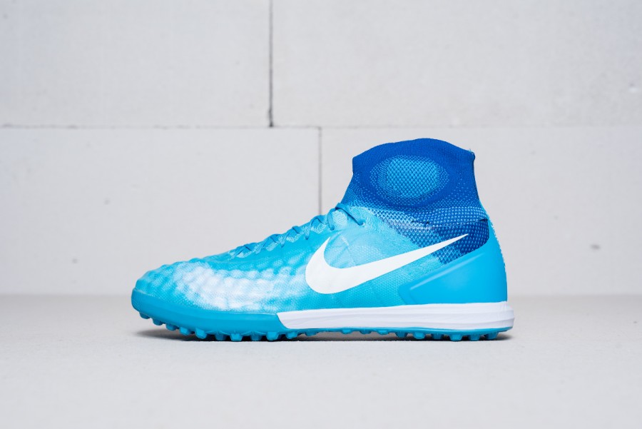 Футбольная обувь Nike MagistaX Proximo II TF