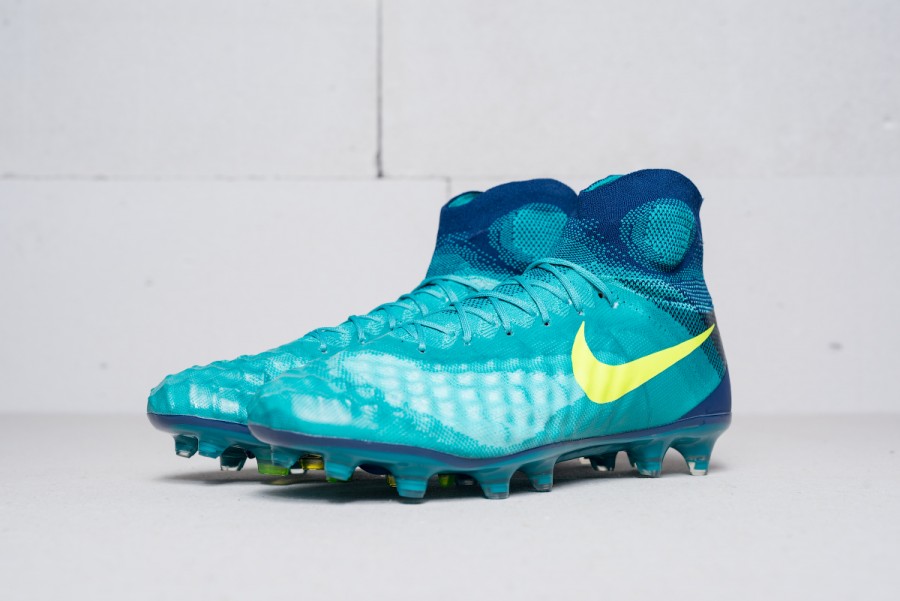 Футбольная обувь Nike Magista Obra II FG