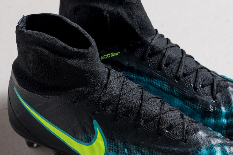 Футбольная обувь Nike Magista Obra II FG