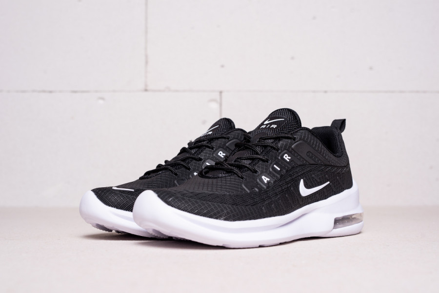 Кроссовки Nike Air Max Axis