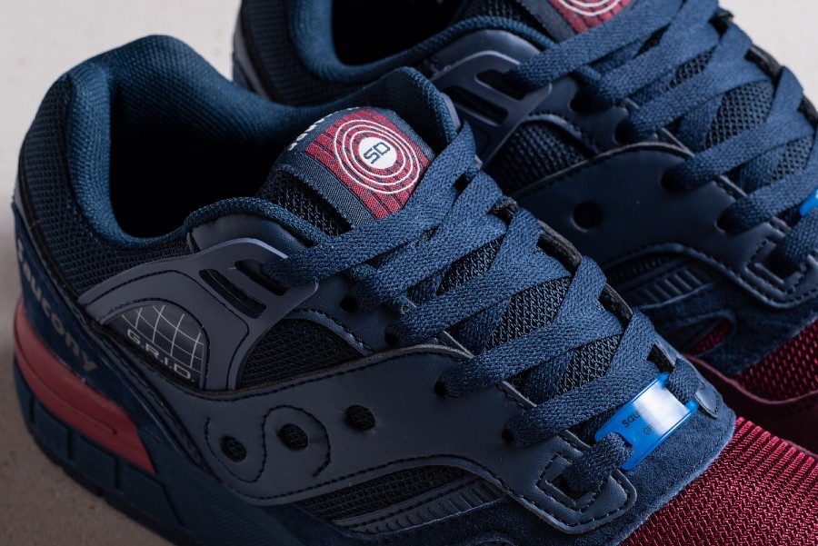 Кроссовки Saucony Grid SD