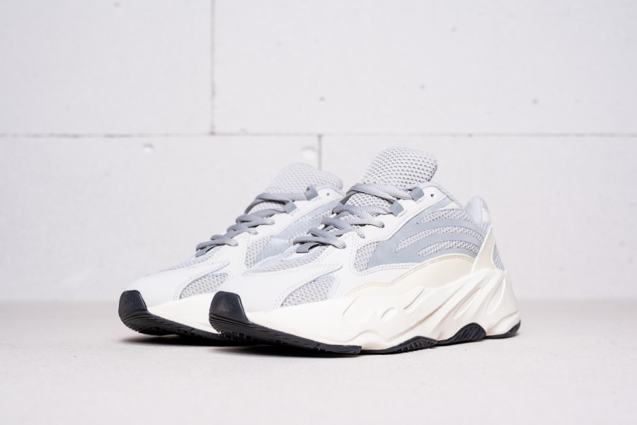 Кроссовки Adidas Yeezy Wave Runner 700
