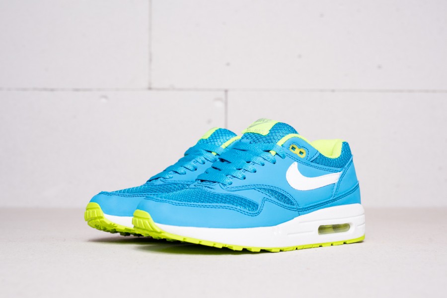 Кроссовки Nike Air Max 1