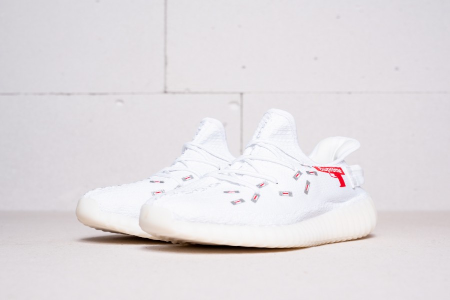 Кроссовки Adidas Yeezy 350 v2 x Supreme