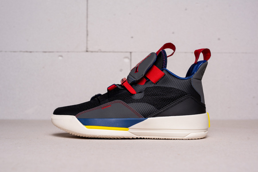 Кроссовки Air Jordan XXXIII
