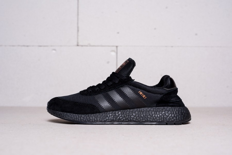 Кроссовки Adidas Iniki Runner Boost