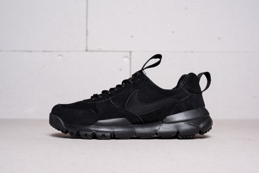 Кроссовки Nike Mars Yard