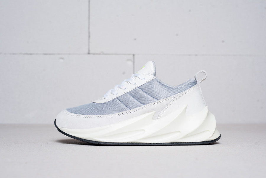 Кроссовки Adidas SHARKS