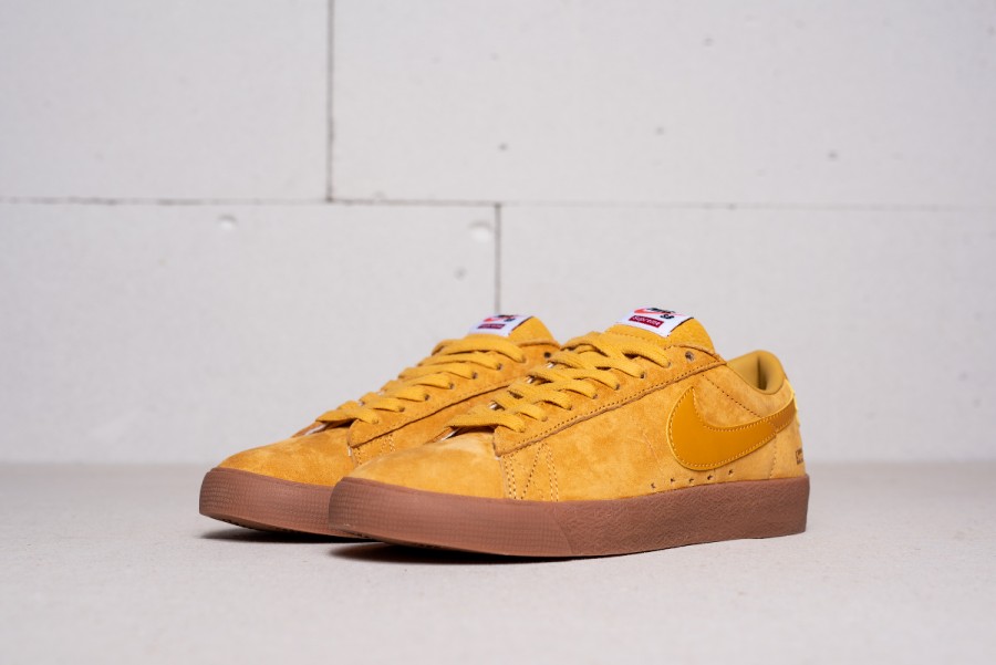 Кроссовки Nike SB Blazer Low GT x Supreme
