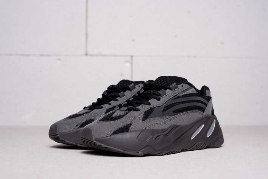 Кроссовки Adidas Yeezy Wave Runner 700